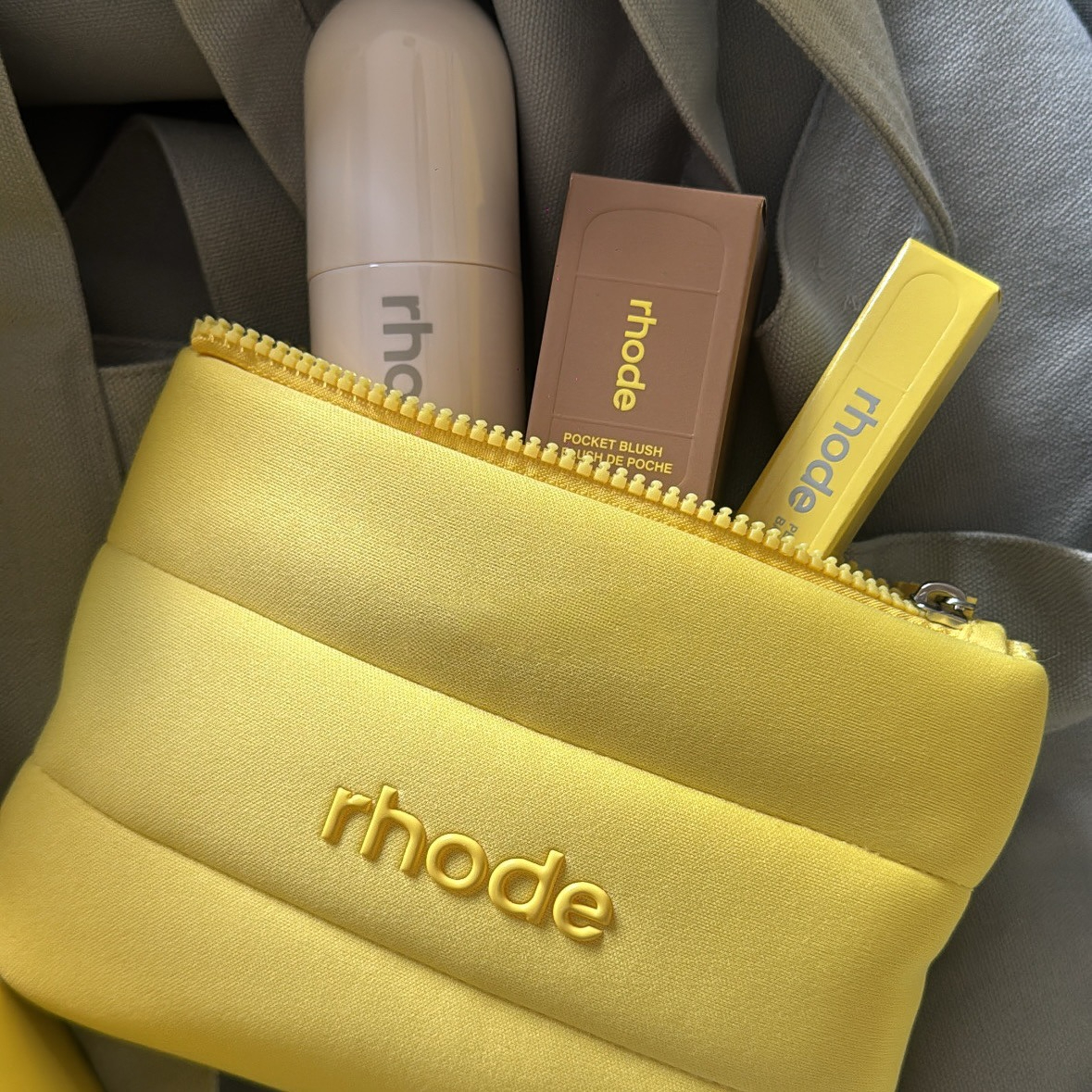 Ulta Beauty Makeup - Brand Lemontini Makeup Toiletry Bag Lip